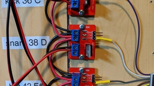 Here’s a closeup of how we wired our IRF520 modules. You can see that the power to the modules is in parallel.